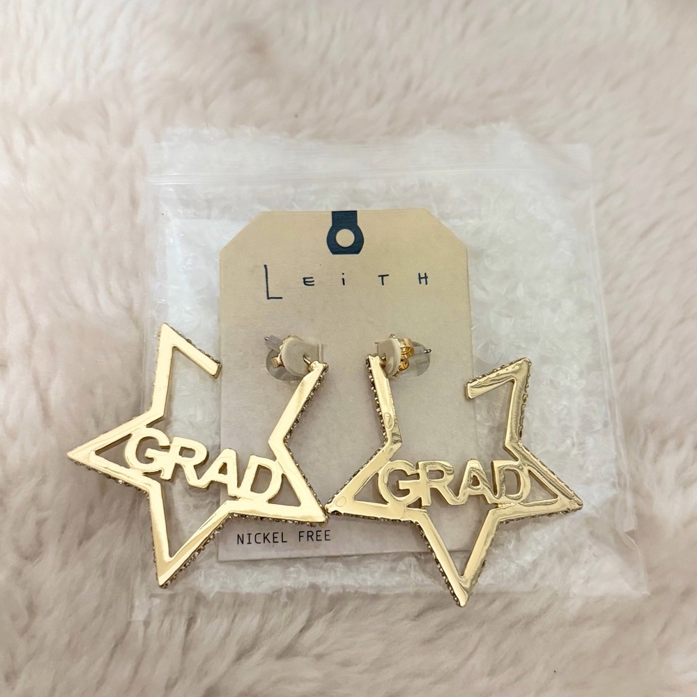 Gold Star style Graduation Earrings - Picture 3 of 8